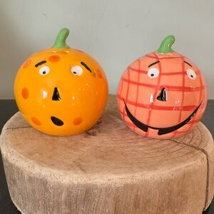 Pumpkin Patch Salt & Pepper Shakers by Boston Warehouse, NWT